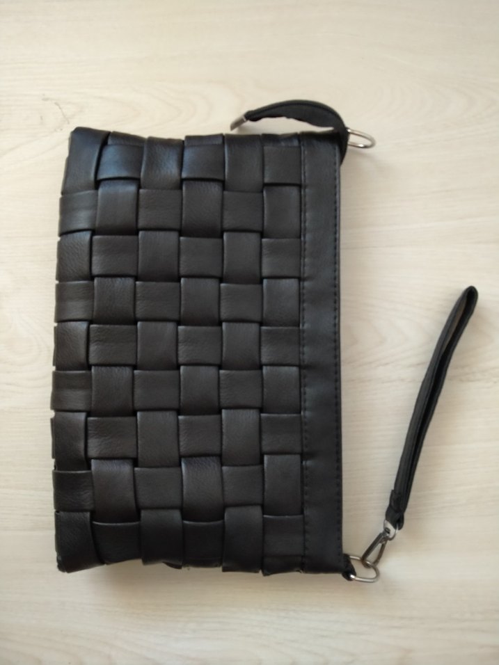 Siyah Deri Kare Desenli Kemerli Kadın Çanta - Görsel 3