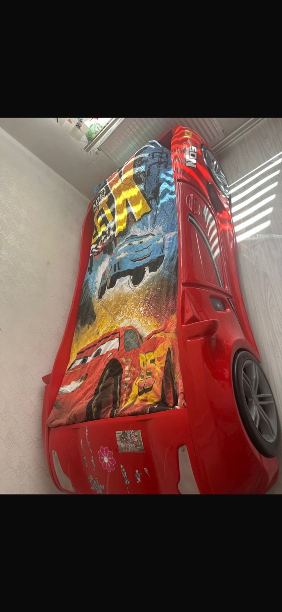 Parlak Kırmızı Çocuk Şifonyer ve araba yatağı - Görsel 2