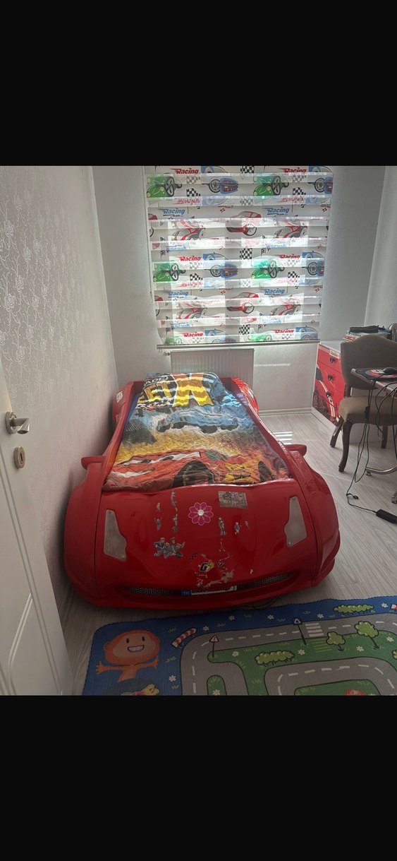 Parlak Kırmızı Çocuk Şifonyer ve araba yatağı - Görsel 3