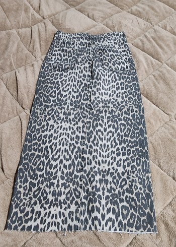 Gri Leopar Desenli Uzun Kadın Etek - Görsel 3
