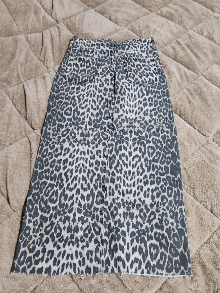 Gri Leopar Desenli Uzun Kadın Etek - Görsel 3
