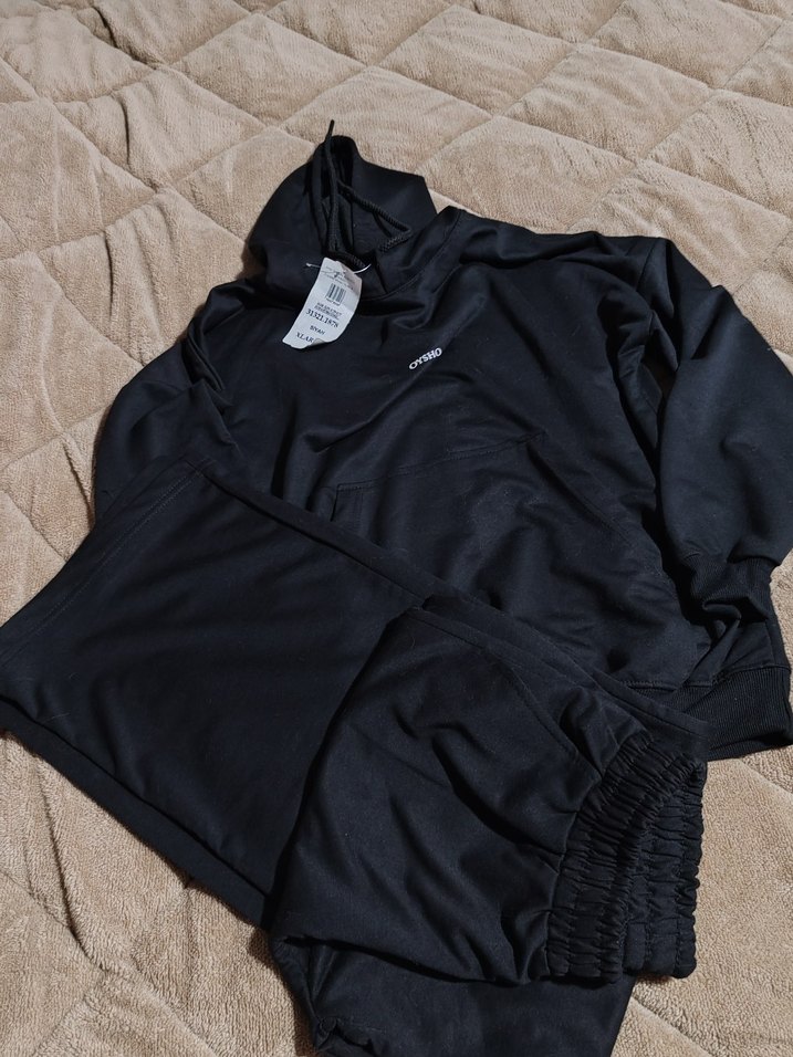 Siyah Kapüşonlu Kadın Mini Eşofman Takımı - Görsel 2