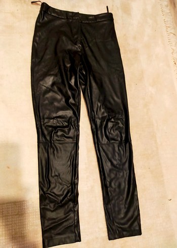 Siyah Parlak Deri Kadın pantolon - Görsel 2