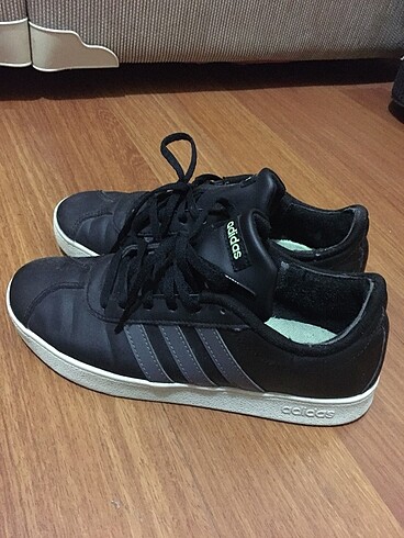 Adidas ayakkabı