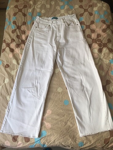 Beyaz jean pantalon