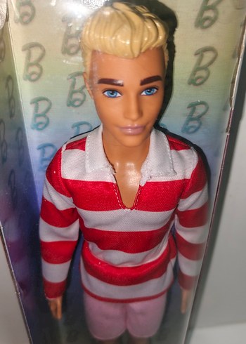 Kırmızı Çizgili Tişörtlü Erkek Bebek - Görsel 2