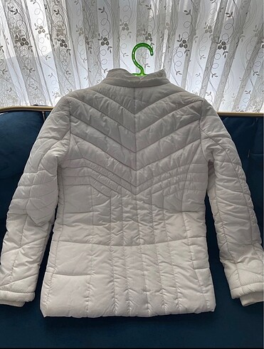 LC Waikiki Beyaz mont