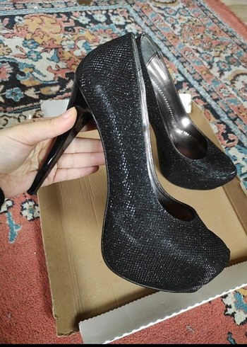 38 Beden Siyah Simli Yılan Desenli Stiletto Topuklu