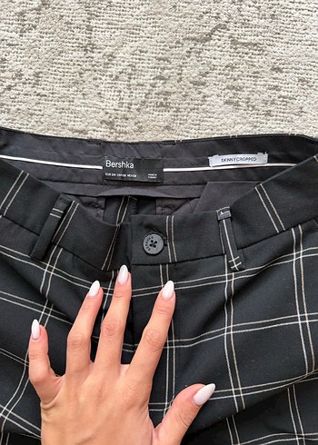34 Beden BERSHKA Siyah Kareli Kumaş Pantolon