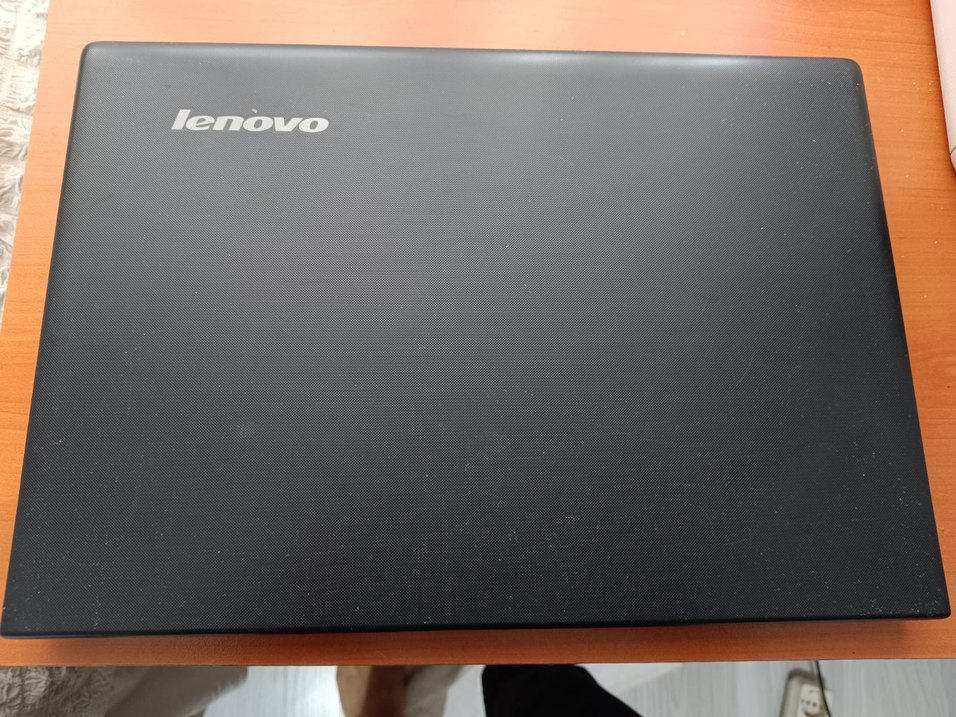 Siyah Dizüstü Bilgisayar - Görsel 2