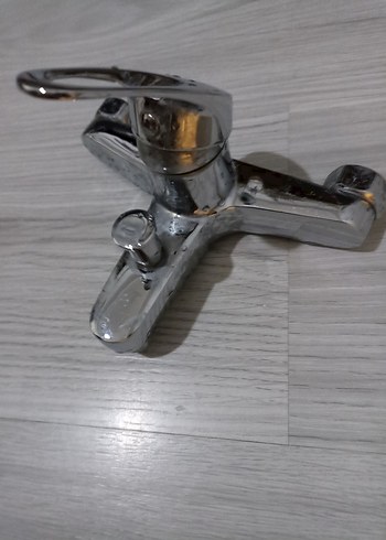 Gri Banyo Bataryası