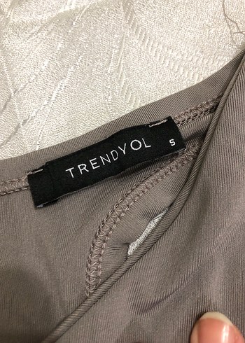 Gri Midi Spor Sütyeni - Görsel 2