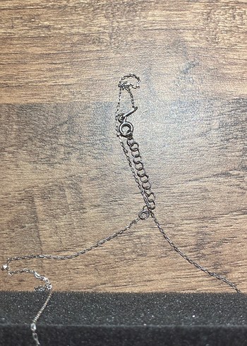 Klasik Şıklık Siyah Mini Kolye - Görsel 4