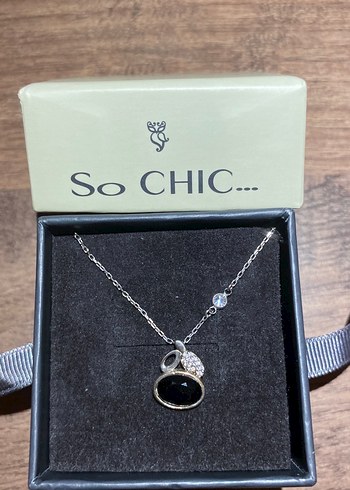 Klasik Şıklık Siyah Mini Kolye - Görsel 2