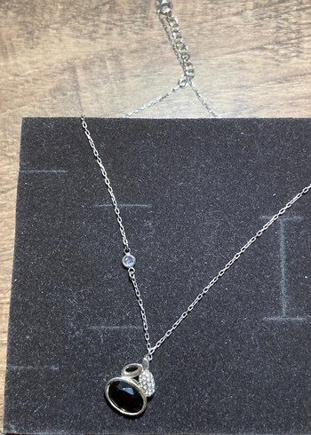 Klasik Şıklık Siyah Mini Kolye - Görsel 5