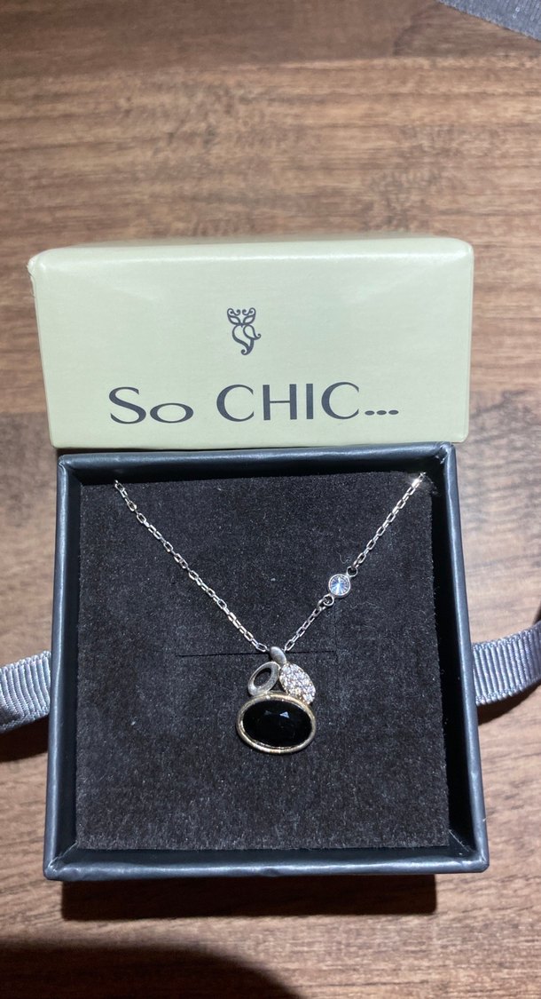 Klasik Şıklık Siyah Mini Kolye - Görsel 2