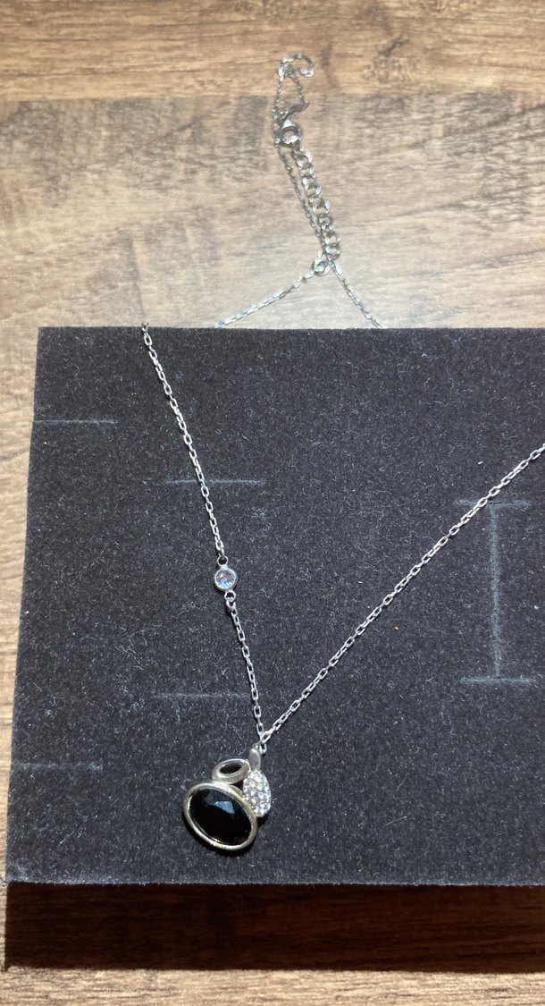 Klasik Şıklık Siyah Mini Kolye - Görsel 5