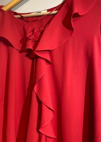 Kırmızı Fırfırlı V Yaka Kadın Bluz koton - Görsel 4
