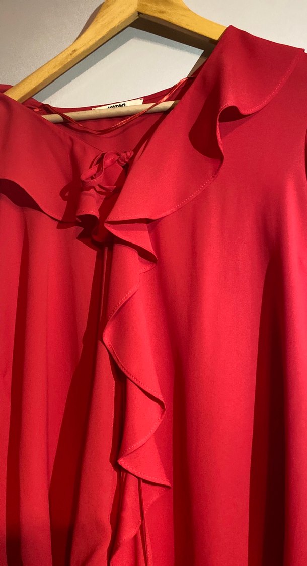 Kırmızı Fırfırlı V Yaka Kadın Bluz koton - Görsel 4