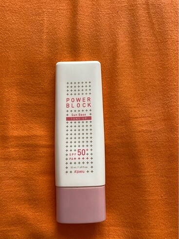 Missha güneş kremi 50 ml den 20 ml kalmıştır
