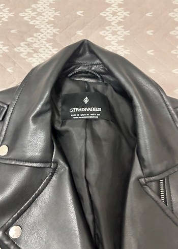 Stradivarius Kadın Siyah Deri Biker Ceket