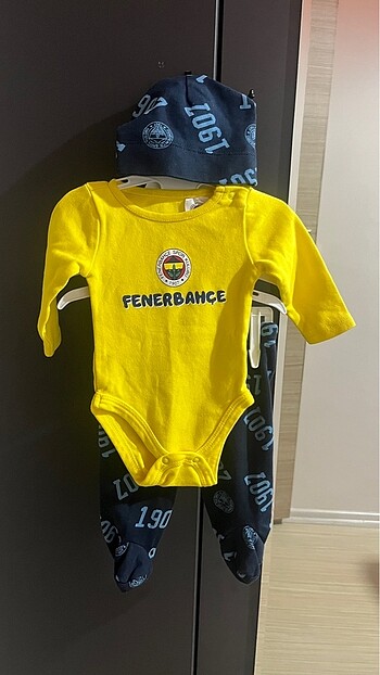 Erkek bebek ikili Fenerbahçe logolu takım