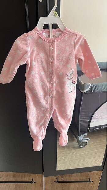 Carters kız bebek ayaklı tulum