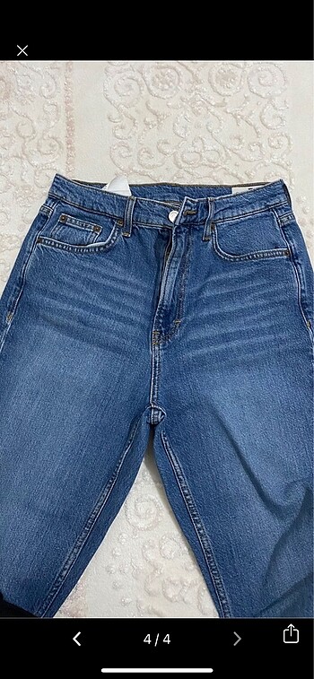 28 Beden mavi Renk Jeans