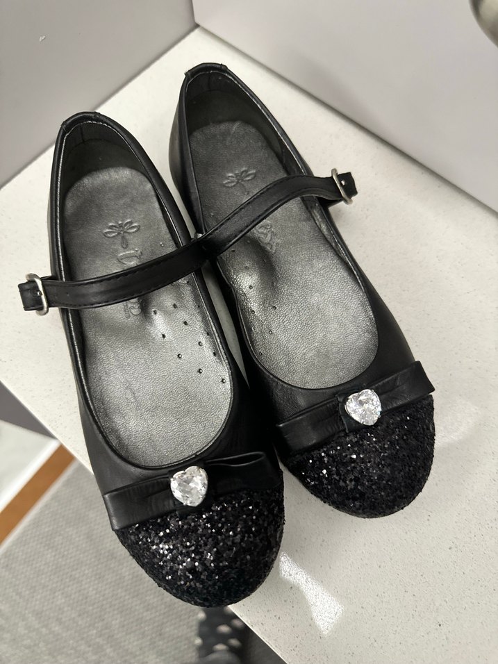 Kızlar için Siyah Tokalı Babet - Görsel 3