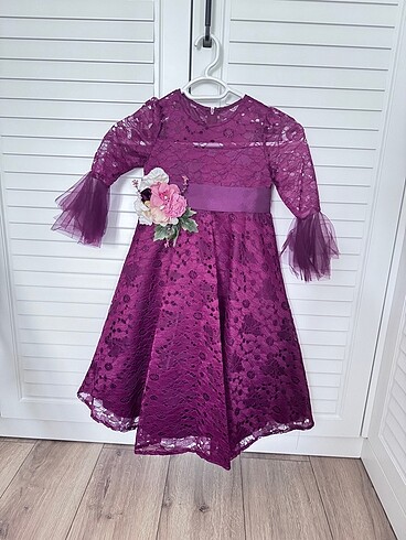 6 Yaş Beden Muhteşem vintage elbise marka mialora couture