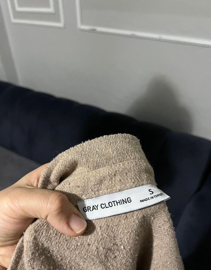 Bej Rahat Kesim Düğmeli Kadın Gömlek - Görsel 5