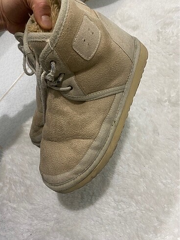 40 Beden Ugg kısa bot