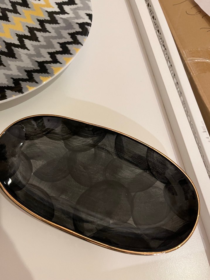 Siyah  Desenli Modern Tabak Seti - Görsel 4