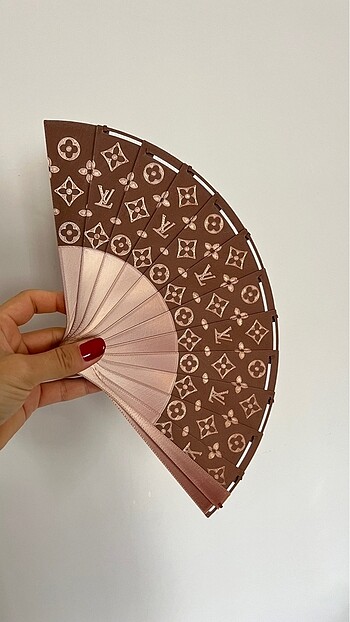 Louis vuitton yelpaze