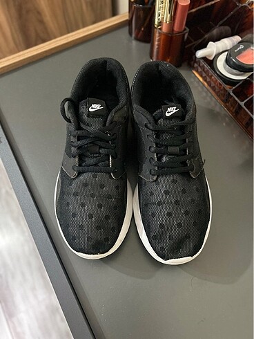 Nike kadın spor ayakkabı