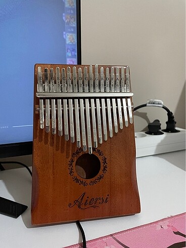 Aiersi Kalimba