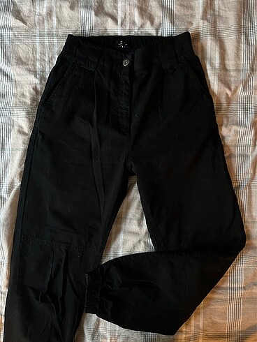 Bershka Kargo Pantolon