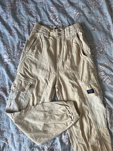 xs Beden ten rengi Renk Bershka Kargo Pantolon