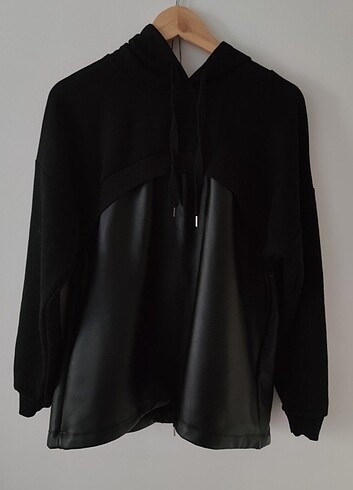 Tarz kapşonlu sweatshirt 