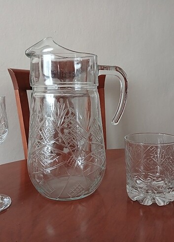 Kristal bardak takımı
