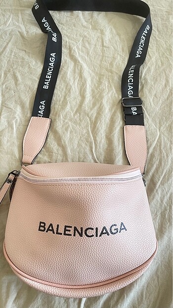 Balenciaga Çanta