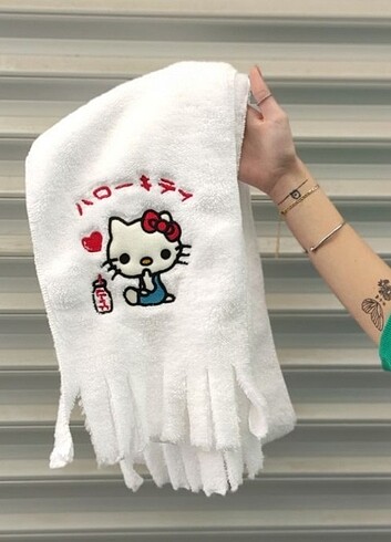 Hello Kitty Peluş Atkı 