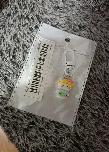 Hello Kitty'li Mini Charm