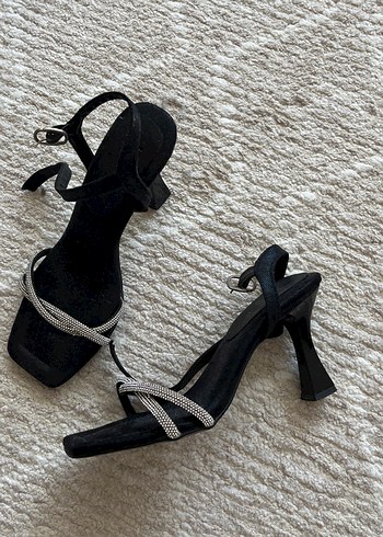 Diğer Siyah Yılan Desenli Süet Stiletto Topuklu Kadın Ayakkabı