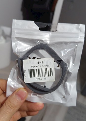 Pembe ve siyah Pastel Akıllı Bileklik kılıfı - Görsel 4