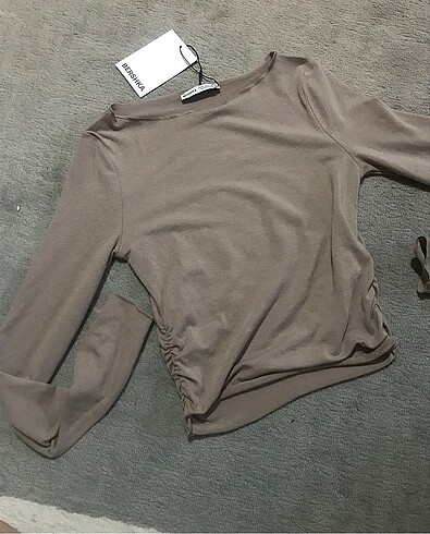 Bershka üst