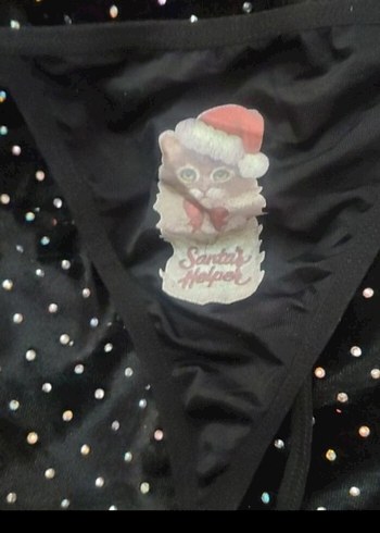 Kahverengi Parlak Desenli Kedili Kıyafet - Görsel 2