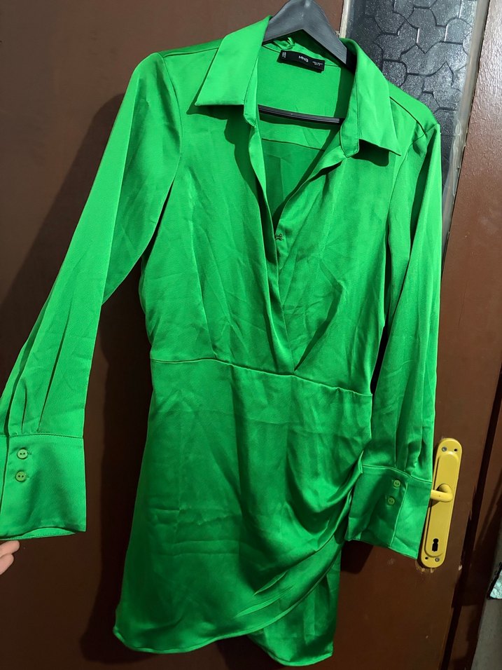 Uzun Kollu Yeşil Saten Gömlek Elbise - Görsel 2