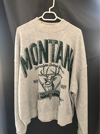 Bershka sweatshirt