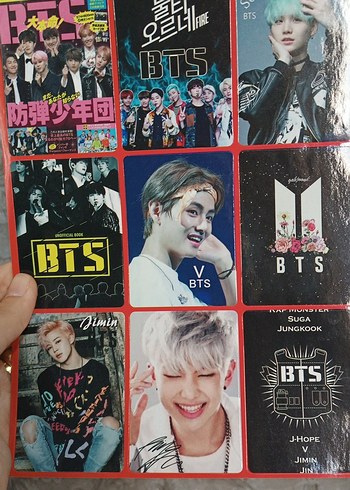 BTS Çıkartmaları (45 adet) + 20 Adet çıkartma hediye!